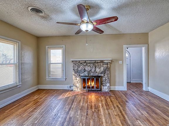 4th image of 227 Mueller