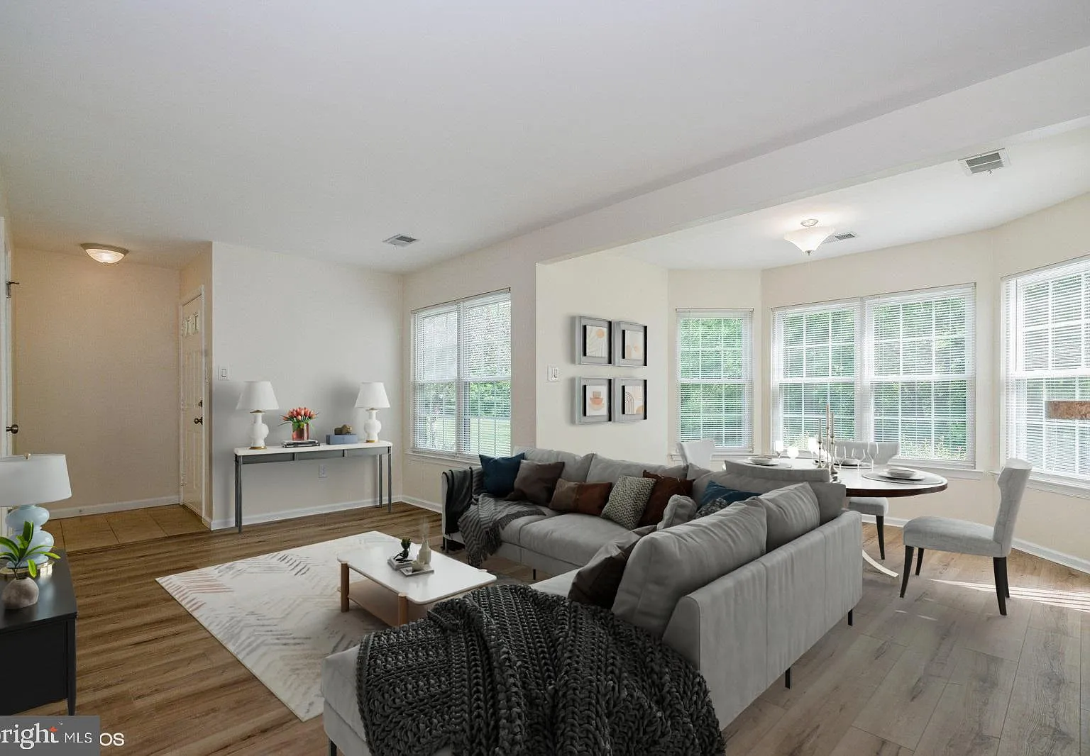 2 bed, 1067 sqft, $2,200 — Photo 3