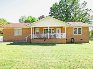 418 Panacea Rd, Greenwood, SC 29646