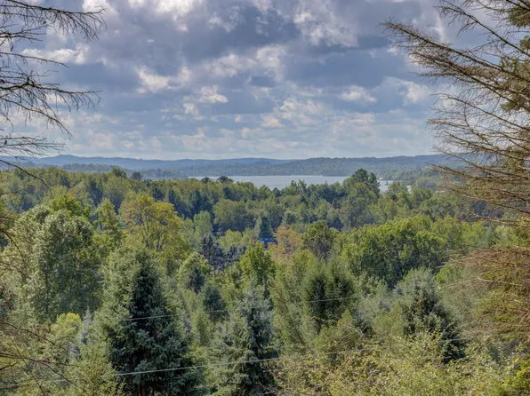 N Eagle Hwy, Lake Leelanau, MI 49653