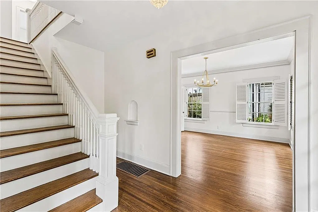 4 bed, 2.5 bath, 2418 sqft, $7,000 — Photo 4