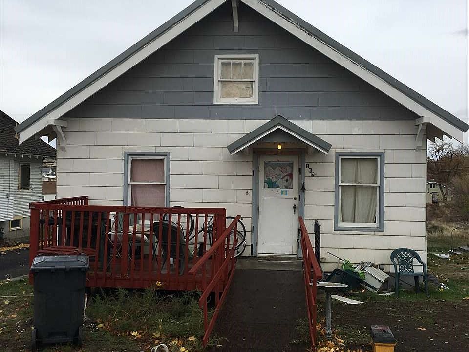 1st image of 107 E 3rd Ave