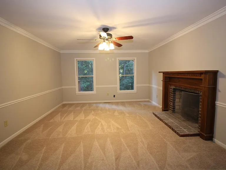 508 Foxhound Rd — Photo 3
