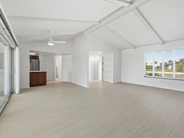 1235 Par View Dr — Photo 5