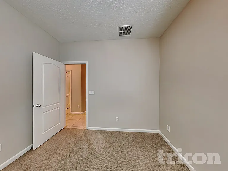 10344 Pavnes Creek Dr — Photo 11