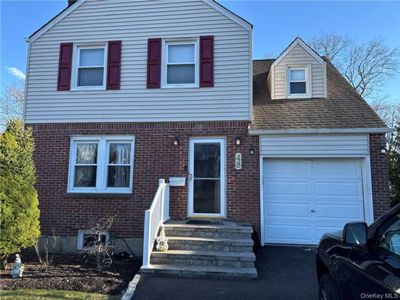 48 Jefferson Rd, Farmingdale, NY, 11735