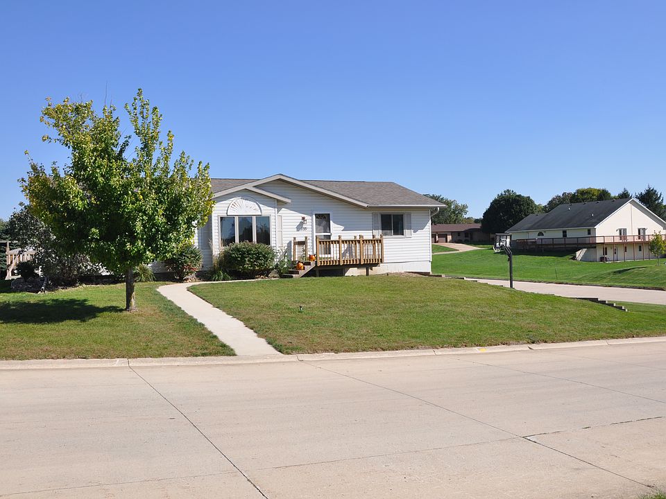 320 N. 5th St. Moville, IA