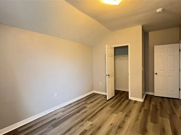 143 Vizcay Way — Photo 39