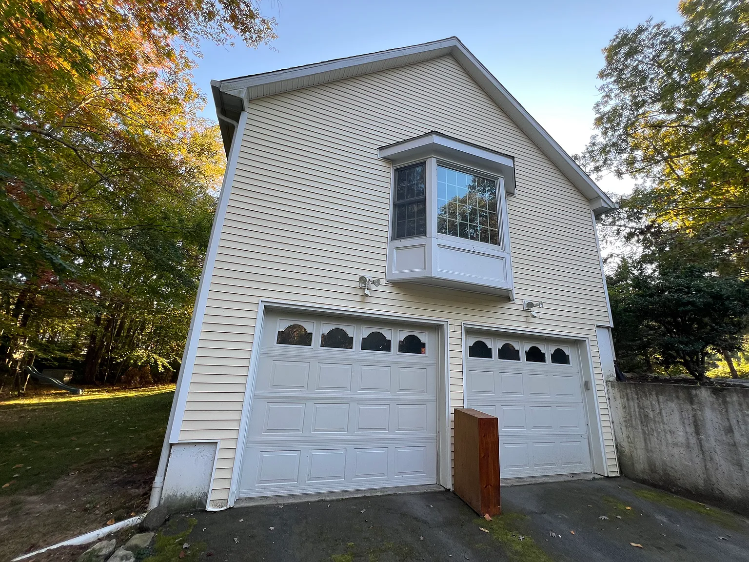 4 bed, 3126 sqft, $6,000 — Photo 3
