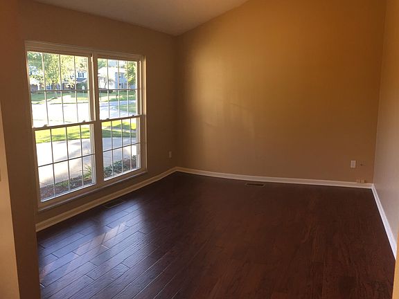 2nd image of 17050 Hunting Meadows Dr