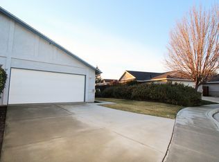 1449 Sequoia Ct, Paso Robles, CA 93446