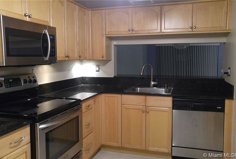 1st image of 10000 NW 9th Street Cir APT 12