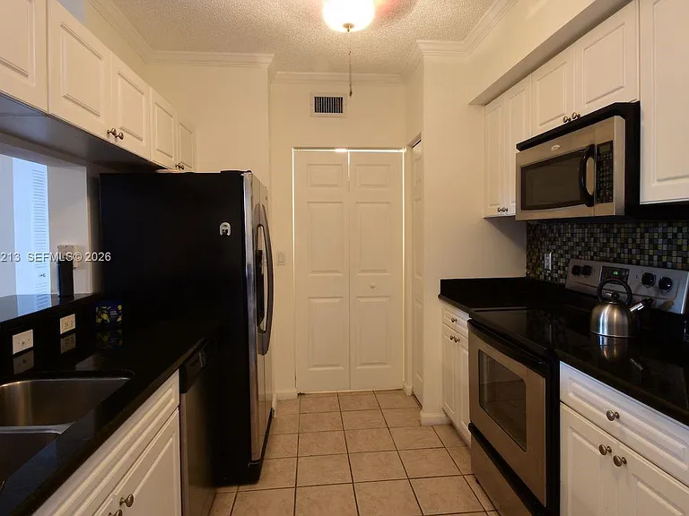 17150 N Bay Rd #2314 — Photo 5
