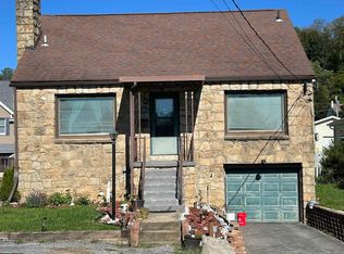 1115 Fleming Ave, Fairmont, WV 26554