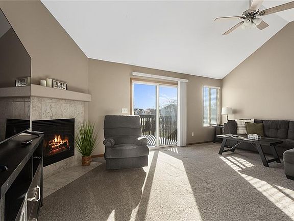 2nd image of 1009 Bunting Ln