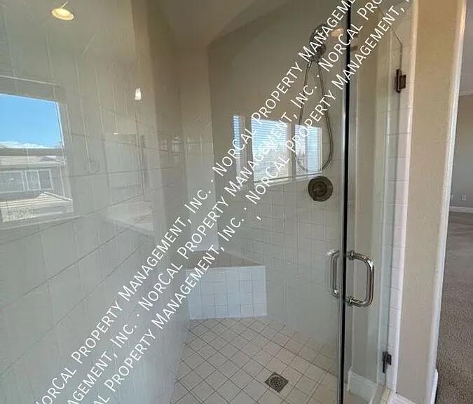18525 Serra Ct — Photo 19
