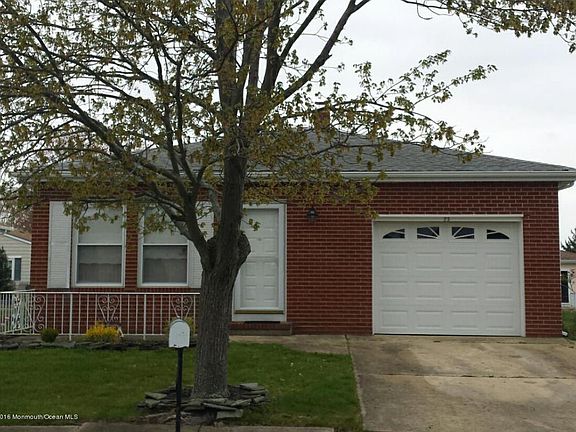 2nd image of 23 Greenville Ct