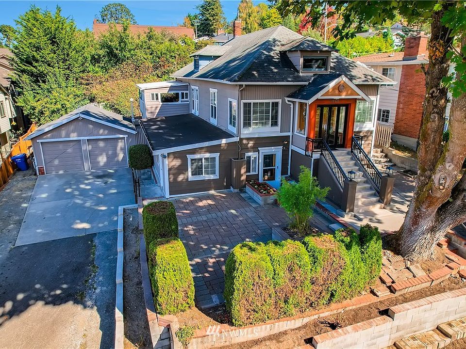 Your home front view!