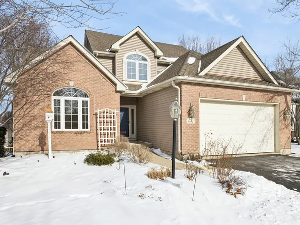 641 Indigo Ln, Woodstock, IL 60098
