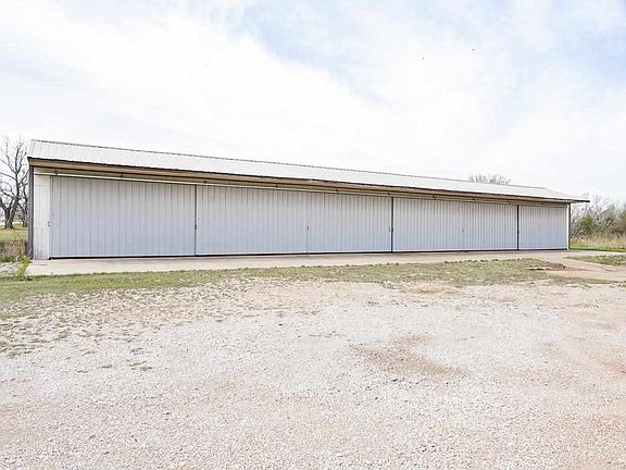 3rd image of 1502 N 5th St