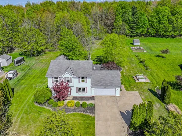 2050 Beringer Pl, Geneva, OH 44041