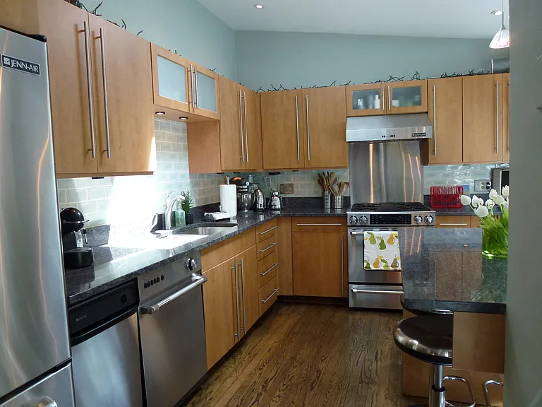 26 Adams St #0 — Photo 8