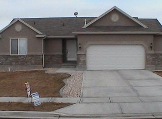 2582 W 1445 N, Clinton, UT 84015