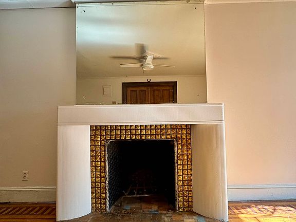 5th image of 1249 Dean St #1