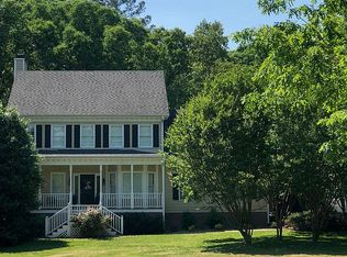 512 Post Oak Ct, Clayton, NC 27527