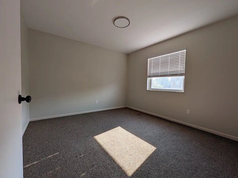 360 E Northwood Ave — Photo 10