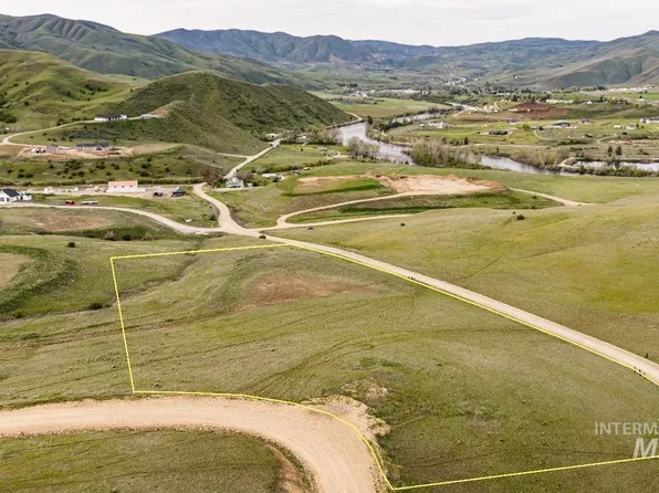 11 Margarets Way, Horseshoe Bend, ID 83629