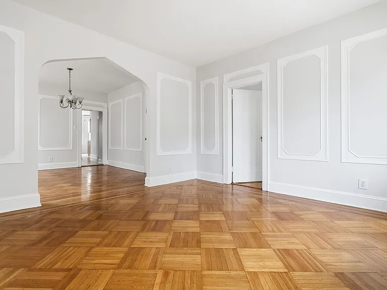 211 McAdoo Ave #2 — Photo 9