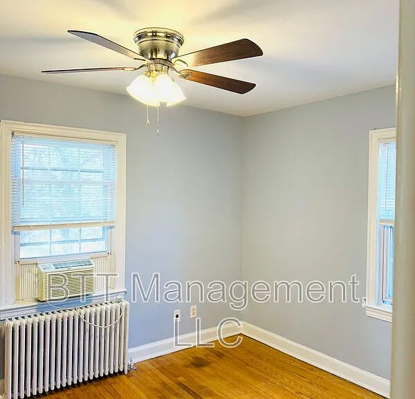 8408 Greenwood Ave #3 — Photo 31