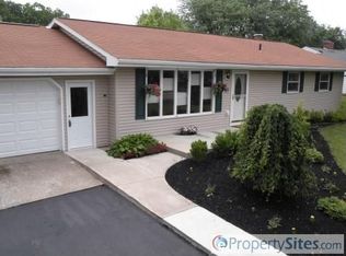 1228 Mayberry Ln, State College, PA 16801