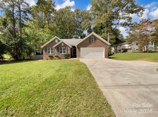 905 Monroe Ave, Kings Mountain, NC 28086