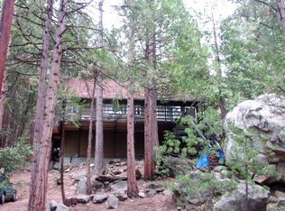 25940 Scenic Dr, Idyllwild, CA 92549