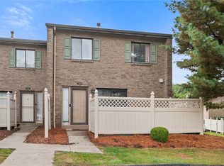 100 Williamsburg Ln, Export, PA 15632
