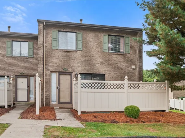 100 Williamsburg Ln, Export, PA 15632