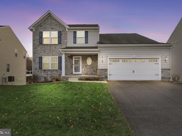 216 Parker Dr, Middletown, DE 19709