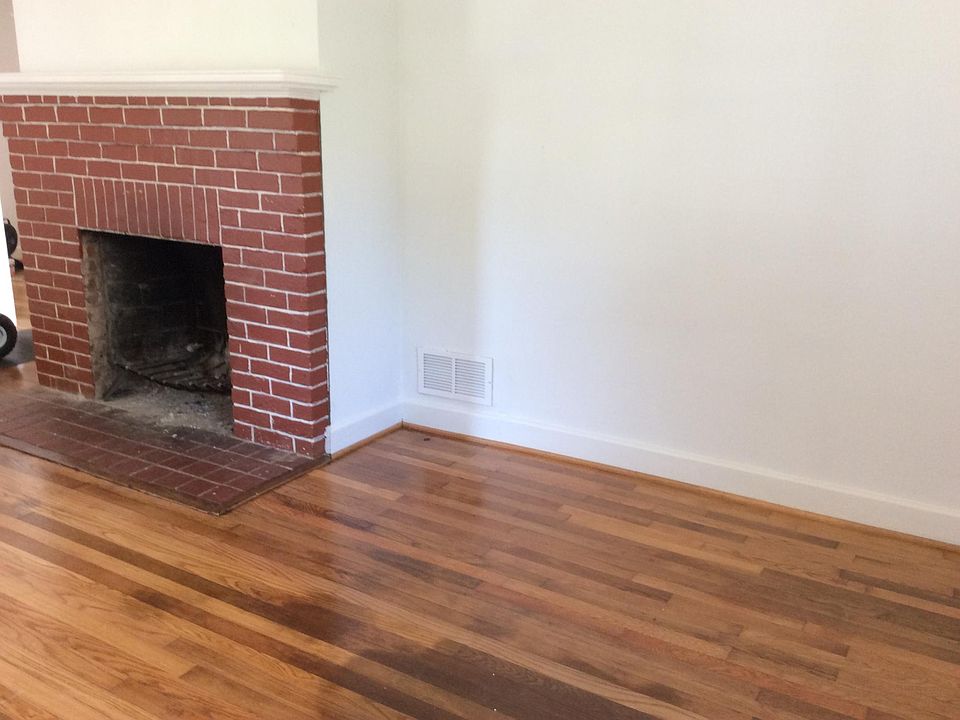 1st image of 918 Pepper Ave