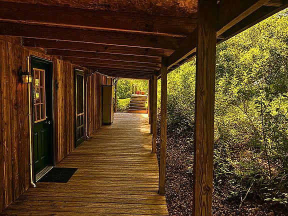 4th image of 1227 Little Crooked Creek Rd
