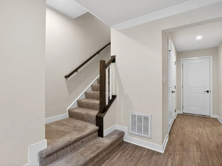 2831 Toles Park Dr — Photo 11