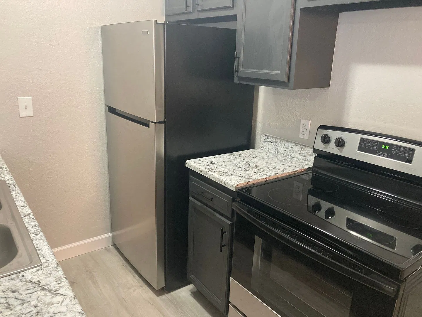 1 Bedroom 1 Bathroom Apartment! — Photo 1