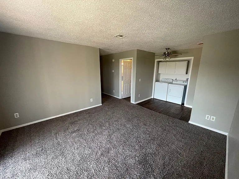 The Bryant Apartment Homes — Photo 32
