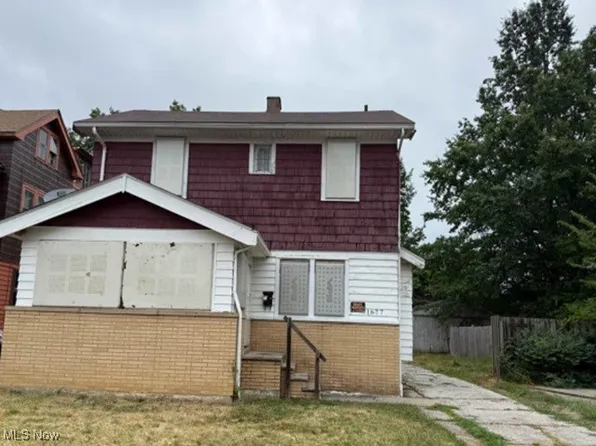 1677 Hillview Rd, Cleveland, OH 44112