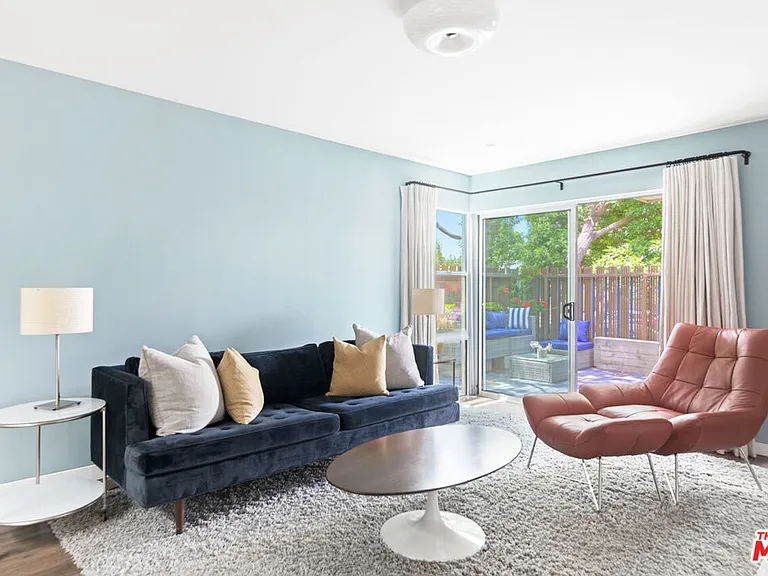 4060 Tilden Ave — Photo 8
