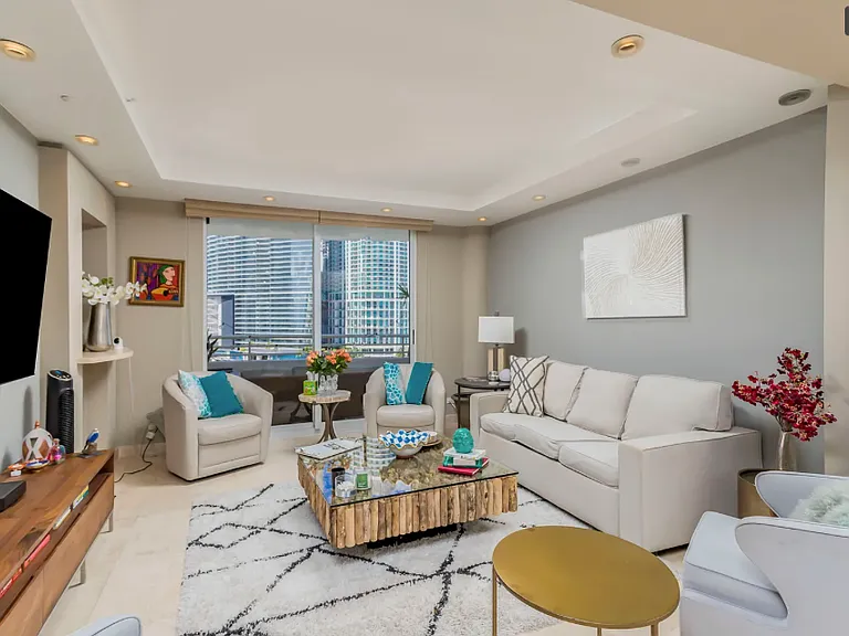 888 Brickell Key Dr #1004 — Photo 15