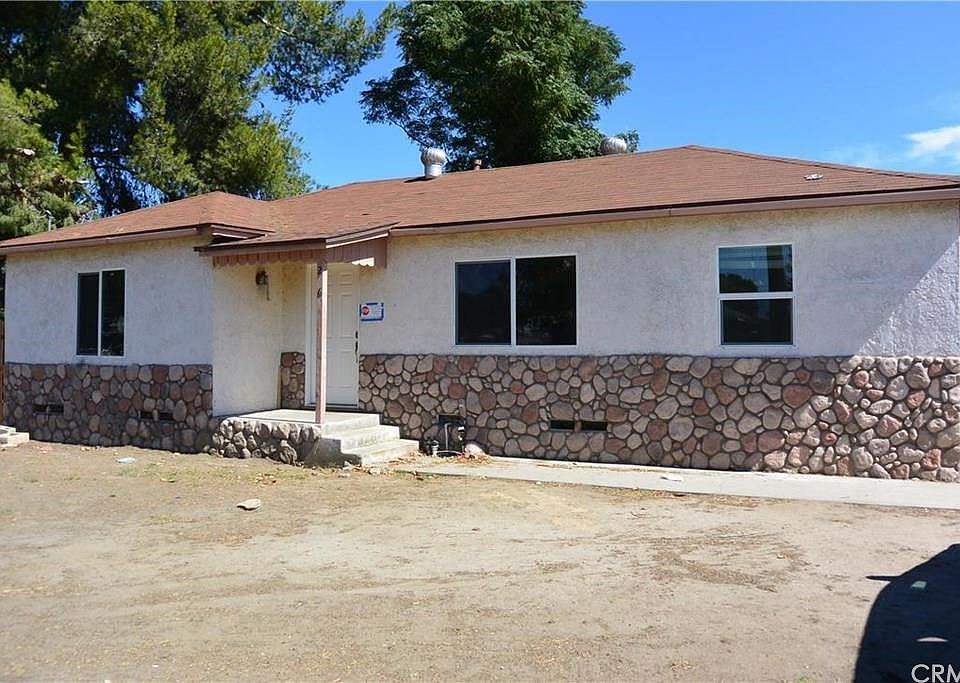 1st image of 216 N Palm Ave