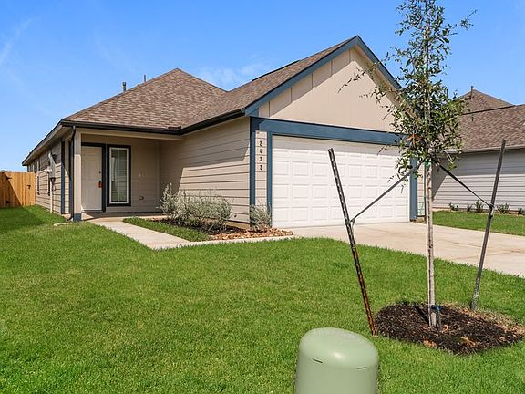 3rd image of 2432 Carp Dr