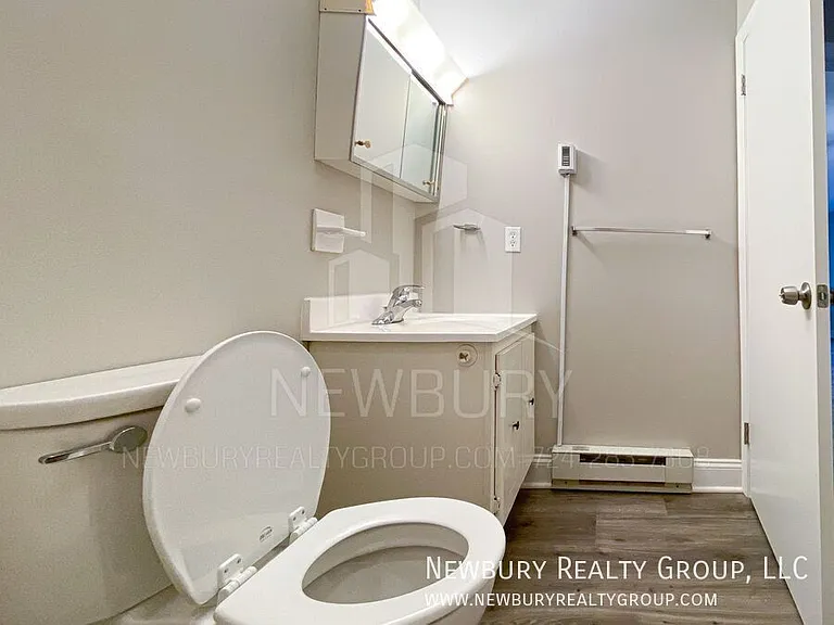 25 Sunbury Est — Photo 21